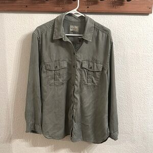 American Eagle AE oversized military long sleeve olive shirt